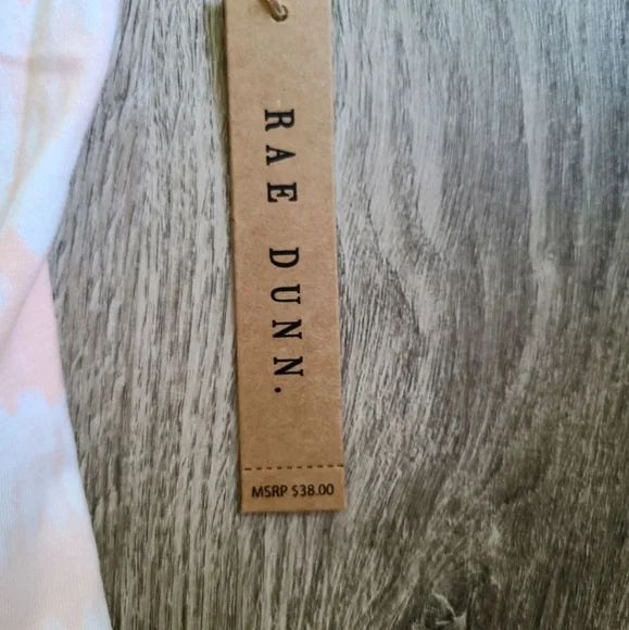 Sold NWT Rae Dunn 'DOG MAMA' Striped Dyed T-shirt - Size Medium - Picture 8 of 9